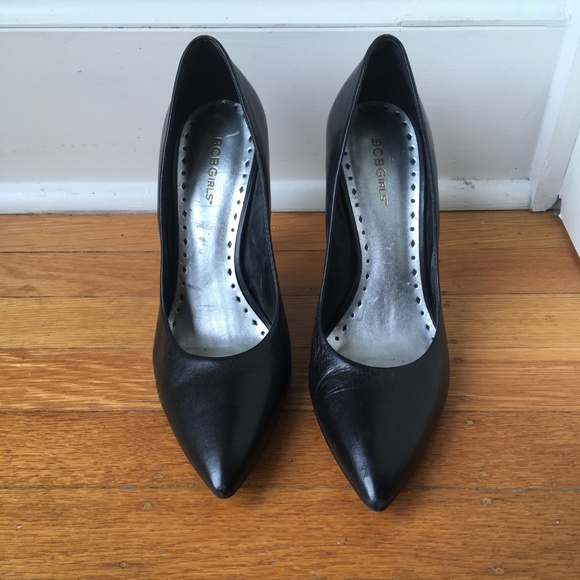girls black leather pumps